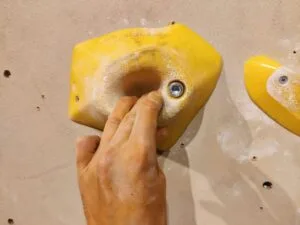 Pocket bouldergreep hand